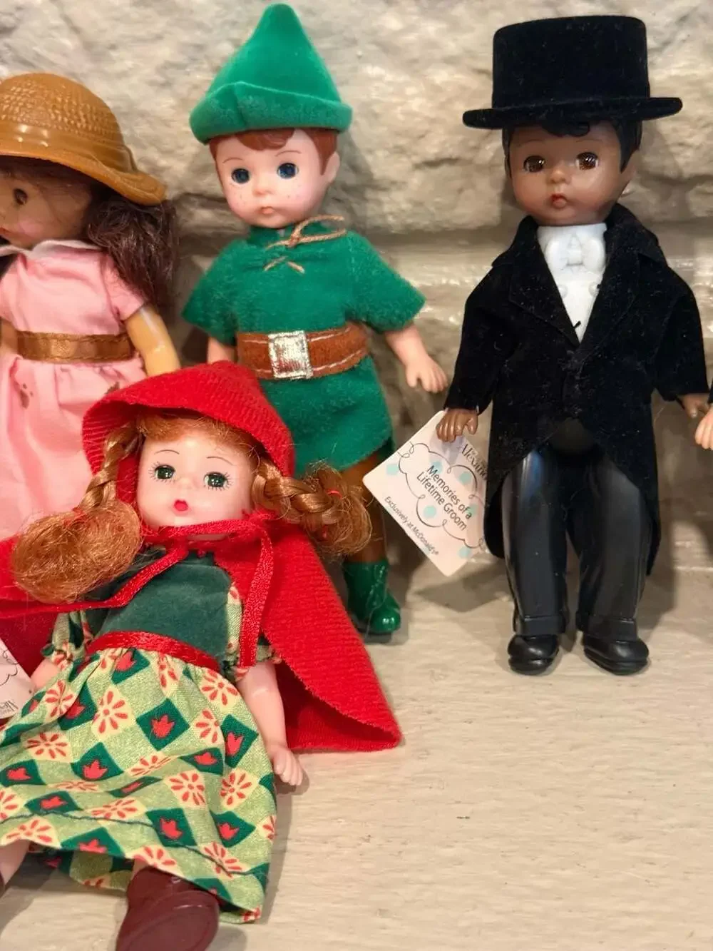 8 Madame Alexander 2002 McDonald's Happy Meal Collectible Dolls